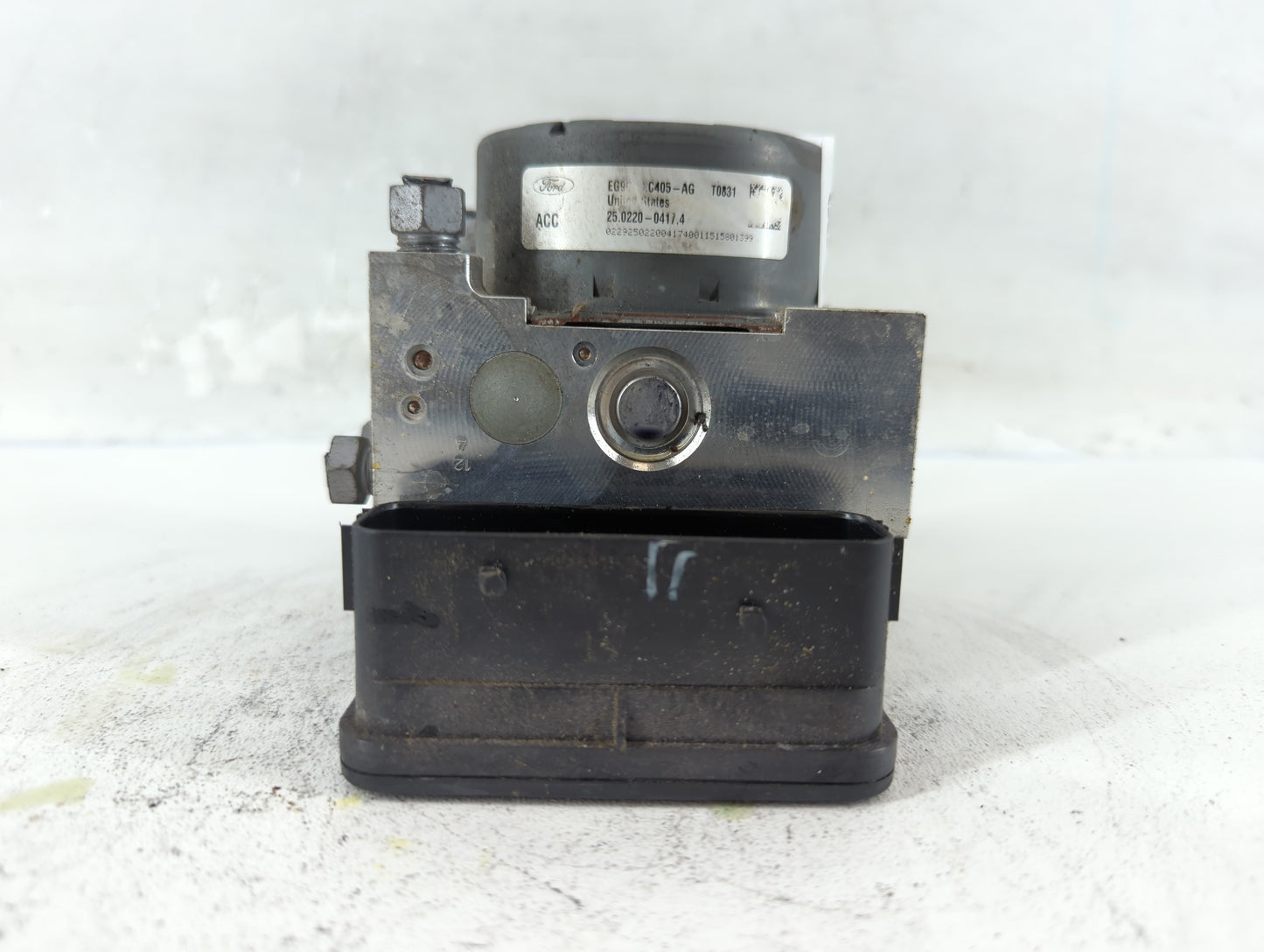 2014-2016 Lincoln Mkz ABS Pump Control Module Replacement P/N:EG9C-2C405-AG Fits Fits 2014 2015 2016 OEM Used Auto Parts - Oemusedautoparts1.com