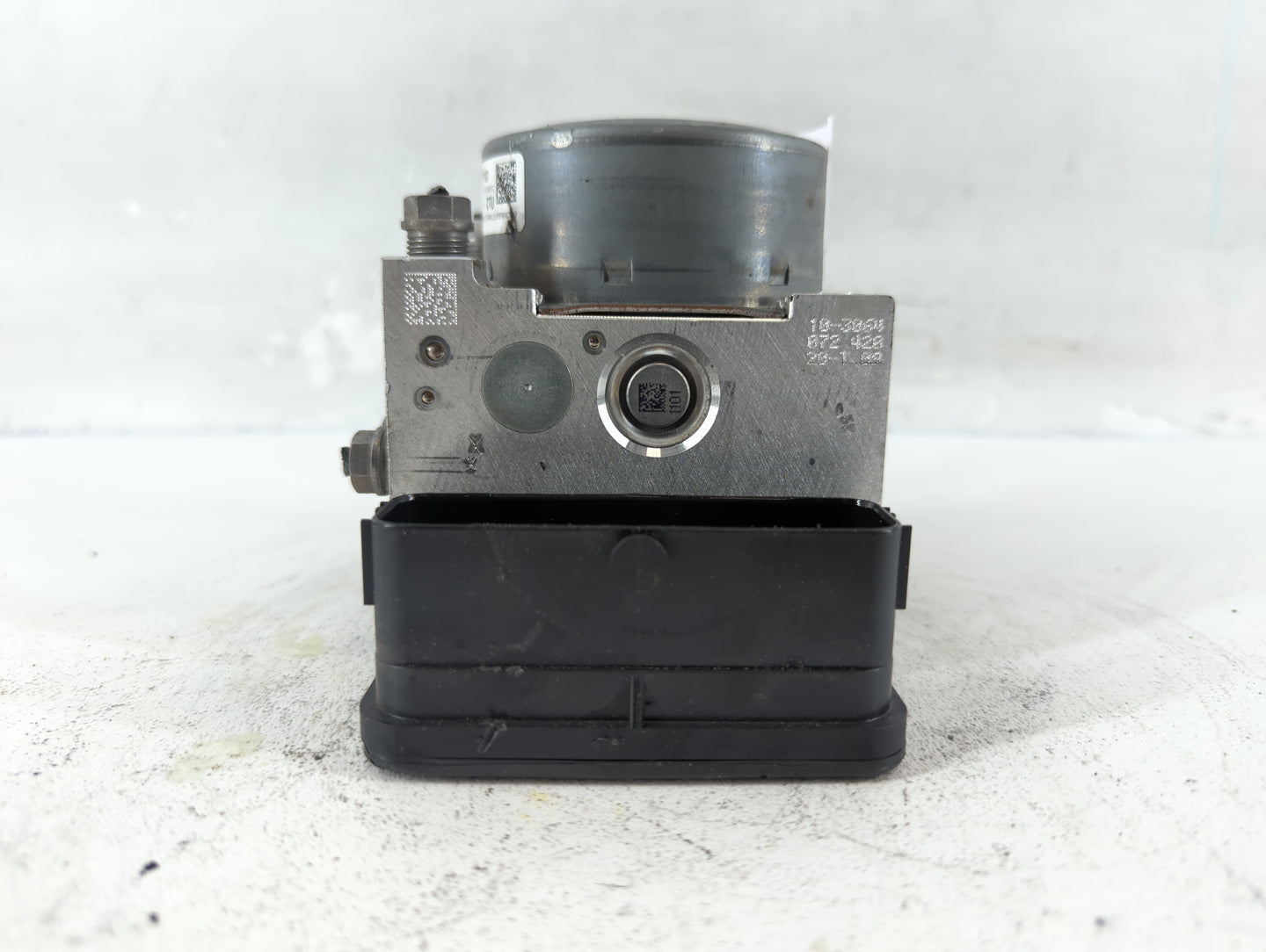 2021 Volkswagen Jetta ABS Pump Control Module Replacement P/N:5Q0 614 517 GD Fits OEM Used Auto Parts - Oemusedautoparts1.com