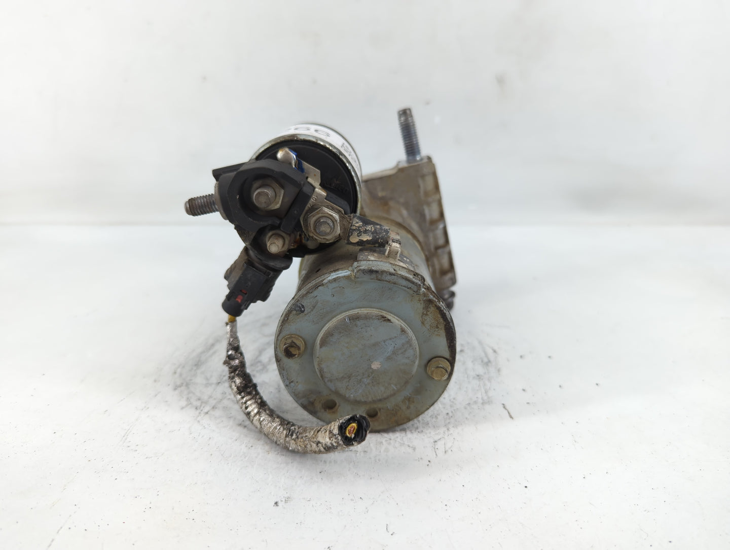 2016 Gmc Yukon Xl Car Starter Motor Solenoid OEM P/N:1269 5760 Fits Fits 2014 2015 2017 2018 2019 2020 OEM Used Auto Parts - Oemusedautoparts1.com