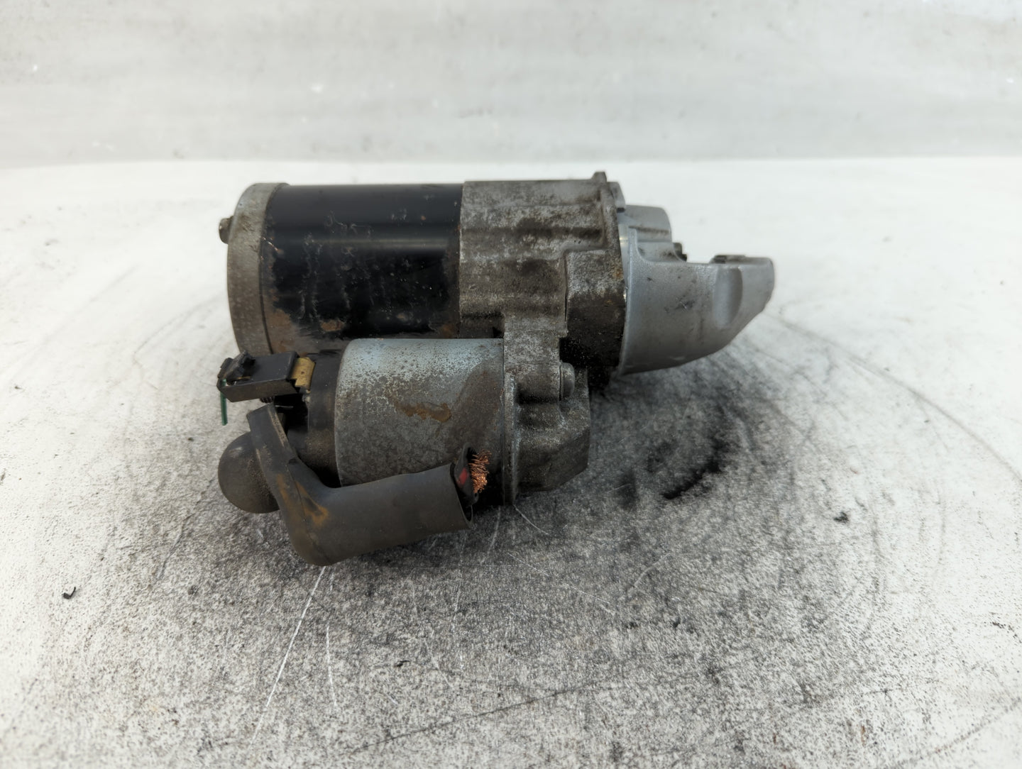 2011-2016 Mitsubishi Outlander Car Starter Motor Solenoid OEM P/N:1810A205 M000T38771 Fits Fits 2011 2012 2013 2014 2015 2016 OEM Used Auto Parts - Oemusedautoparts1.com