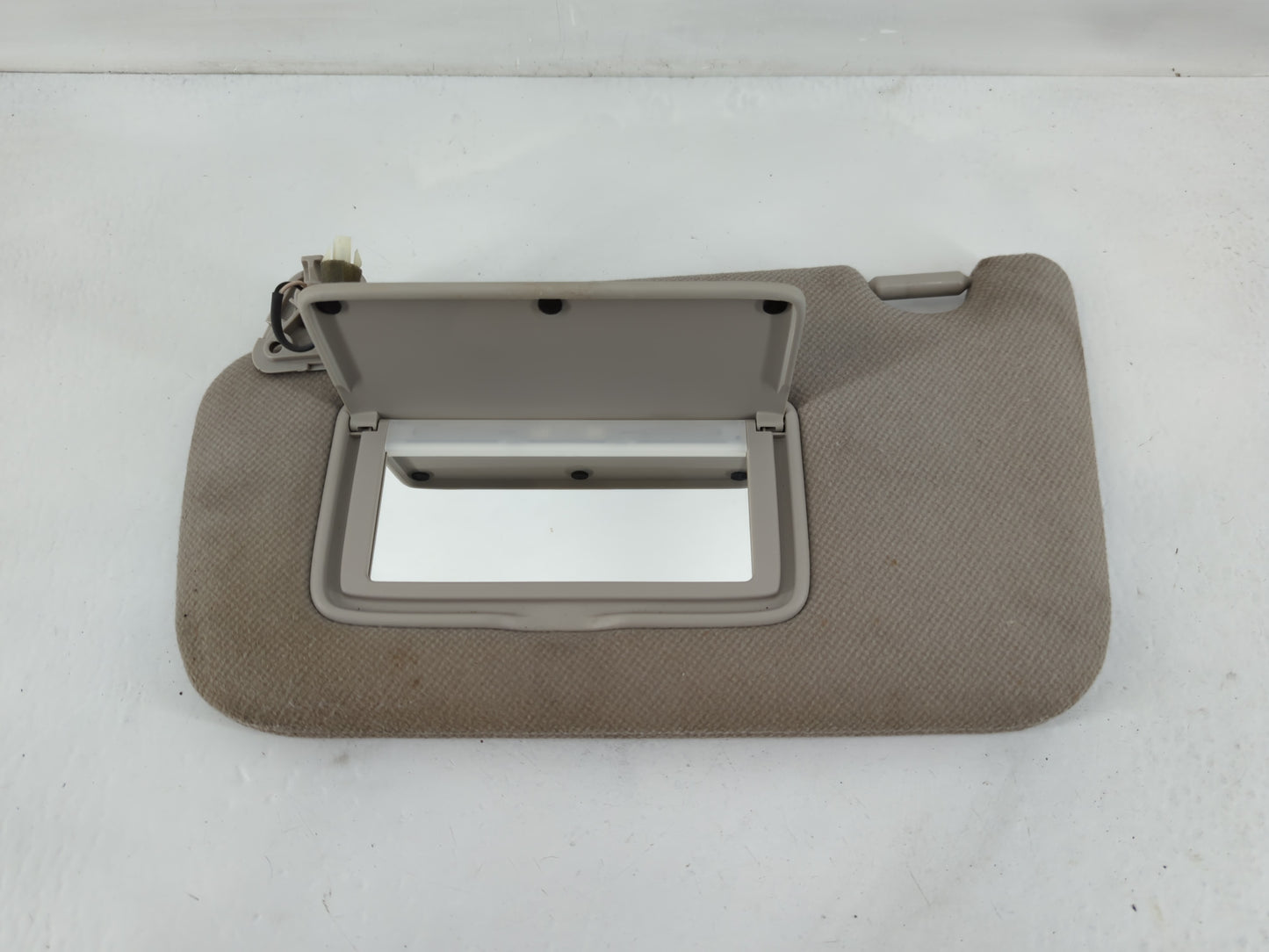 2013-2019 Nissan Sentra Sun Visor Shade Replacement Driver Left Mirror Fits Fits 2013 2014 2015 2016 2017 2018 2019 OEM Used Auto Parts - Oemusedautoparts1.com