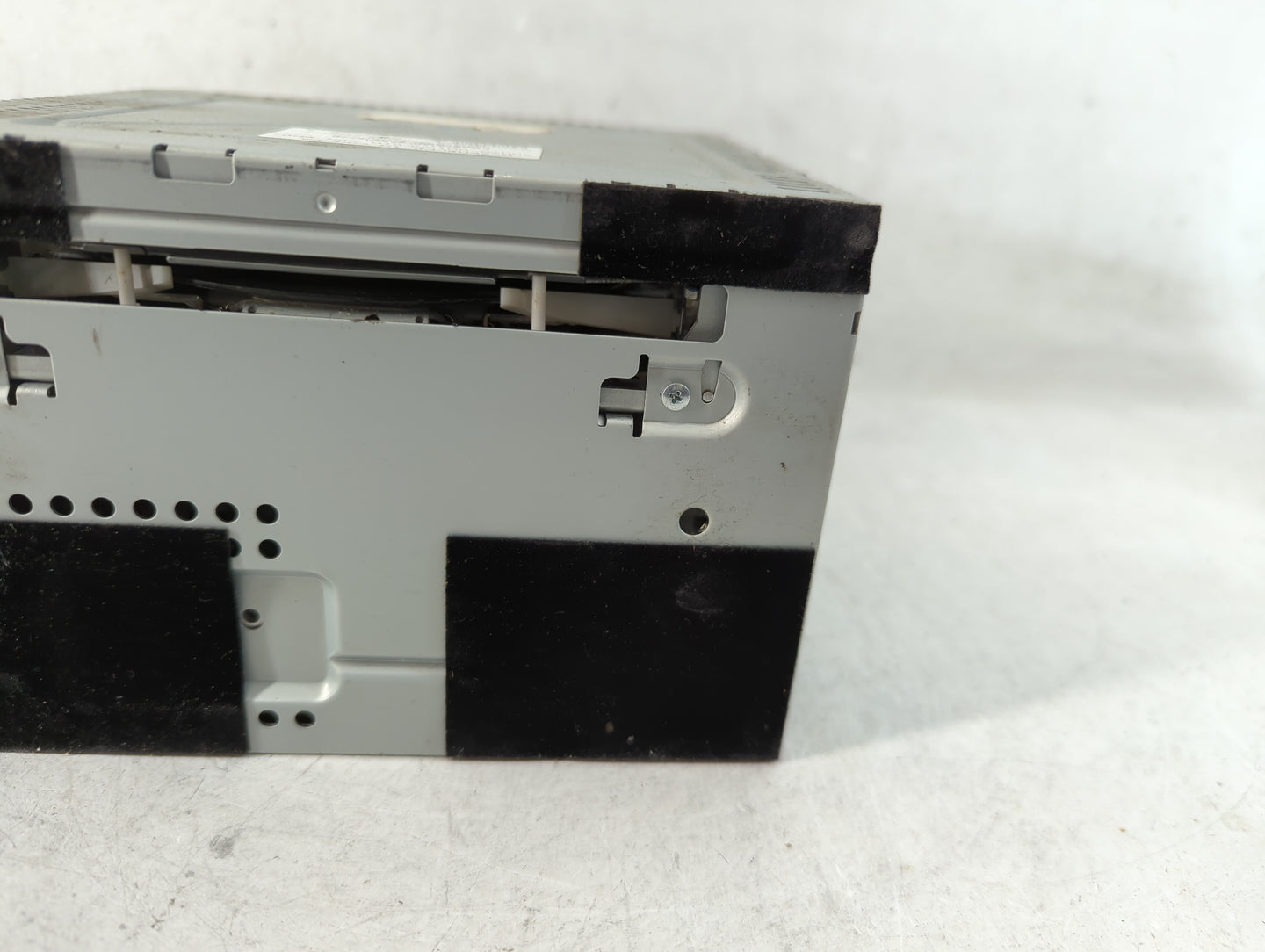 2009-2011 Ford Focus Radio AM FM Cd Player Receiver Replacement P/N:9S4T-19C107-AF Fits Fits 2009 2010 2011 OEM Used Auto Parts - Oemusedautoparts1.com