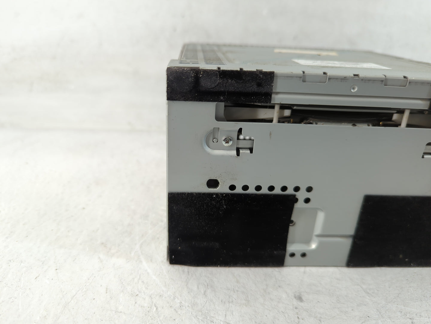 2009-2011 Ford Focus Radio AM FM Cd Player Receiver Replacement P/N:9S4T-19C107-AF Fits Fits 2009 2010 2011 OEM Used Auto Parts - Oemusedautoparts1.com