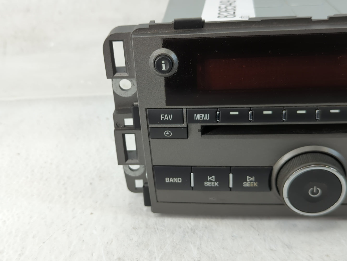 2008 Saturn Vue Radio AM FM Cd Player Receiver Replacement P/N:25866724 Fits OEM Used Auto Parts - Oemusedautoparts1.com