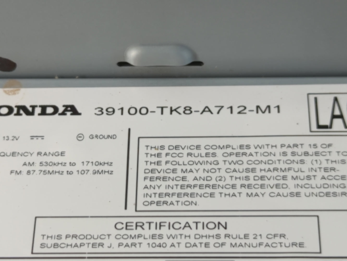2003-2004 Honda Odyssey Radio AM FM Cd Player Receiver Replacement P/N:39100-TK8-A712-M1 Fits Fits 2003 2004 OEM Used Auto Parts - Oemusedautoparts1.com