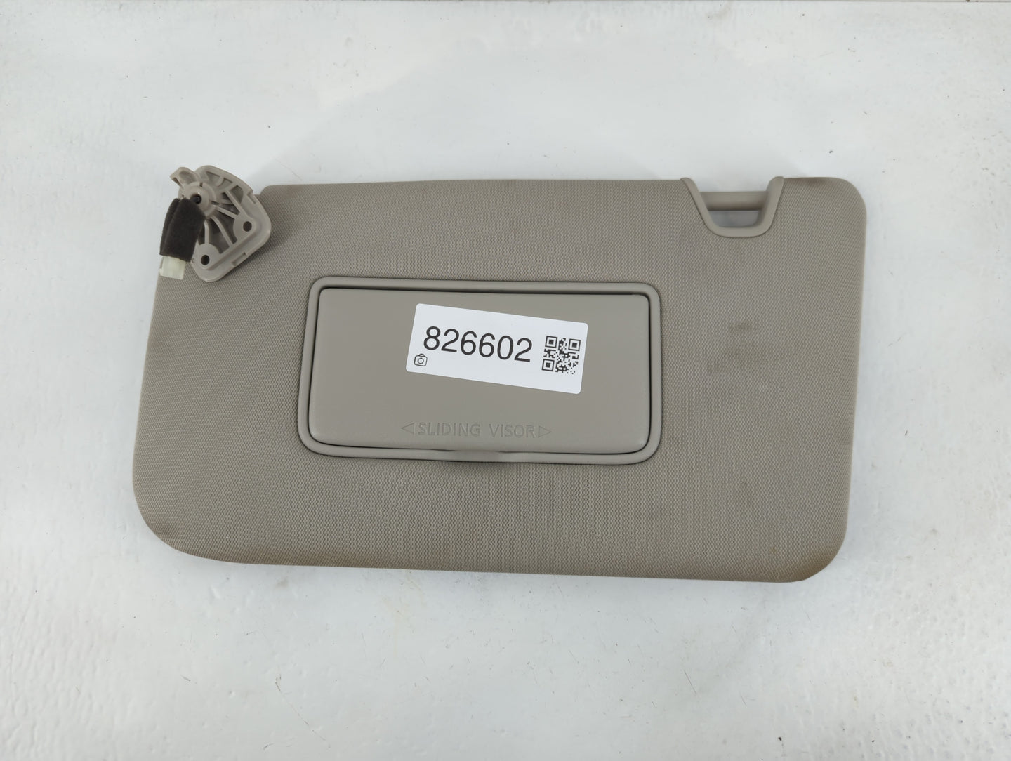 2018-2020 Nissan Rogue Sun Visor Shade Replacement Driver Left Mirror Fits Fits 2018 2019 2020 OEM Used Auto Parts - Oemusedautoparts1.com