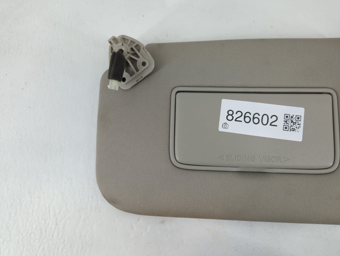 2018-2020 Nissan Rogue Sun Visor Shade Replacement Driver Left Mirror Fits Fits 2018 2019 2020 OEM Used Auto Parts - Oemusedautoparts1.com