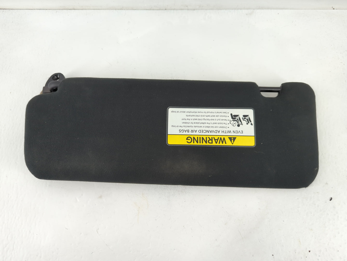 2016-2020 Kia Sorento Sun Visor Shade Replacement Passenger Right Mirror Fits Fits 2016 2017 2018 2019 2020 OEM Used Auto Parts - Oemusedautoparts1.com