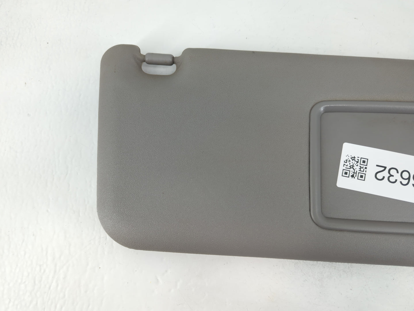 2006-2009 Toyota Rav4 Sun Visor Shade Replacement Passenger Right Mirror Fits Fits 2006 2007 2008 2009 OEM Used Auto Parts - Oemusedautoparts1.com