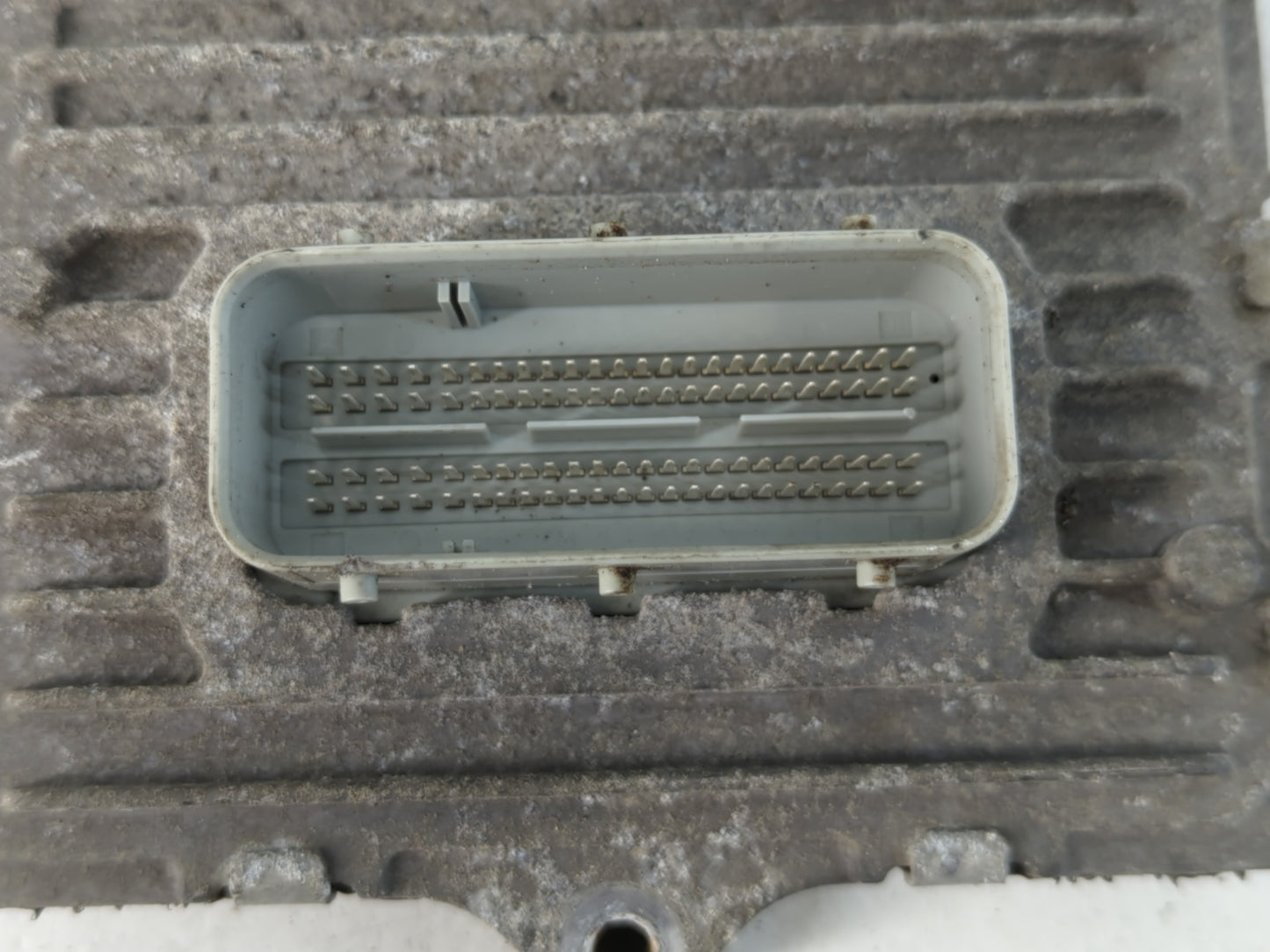 2013 Chrysler Town & Country PCM Engine Control Computer ECU ECM PCU OEM P/N:P05150724AC Fits OEM Used Auto Parts - Oemusedautoparts1.com