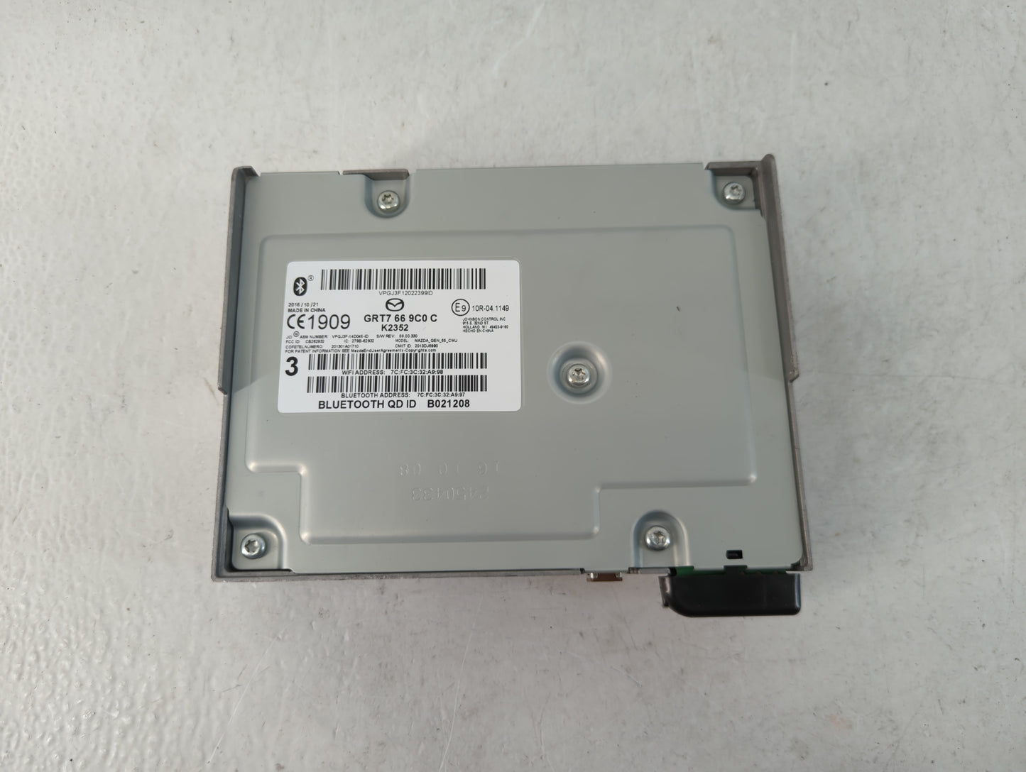 2017 Mazda 3 Radio AM FM Cd Player Receiver Replacement P/N:GRT7 66 9C0 C Fits OEM Used Auto Parts - Oemusedautoparts1.com