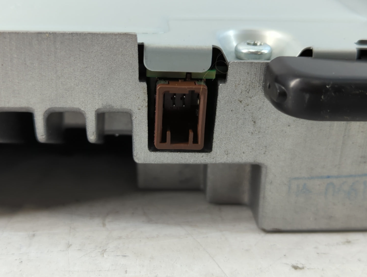 2017 Mazda 3 Radio AM FM Cd Player Receiver Replacement P/N:GRT7 66 9C0 C Fits OEM Used Auto Parts - Oemusedautoparts1.com