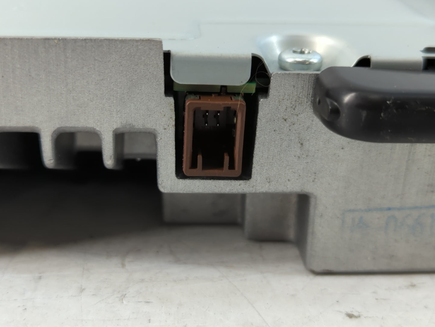 2017 Mazda 3 Radio AM FM Cd Player Receiver Replacement P/N:GRT7 66 9C0 C Fits OEM Used Auto Parts - Oemusedautoparts1.com