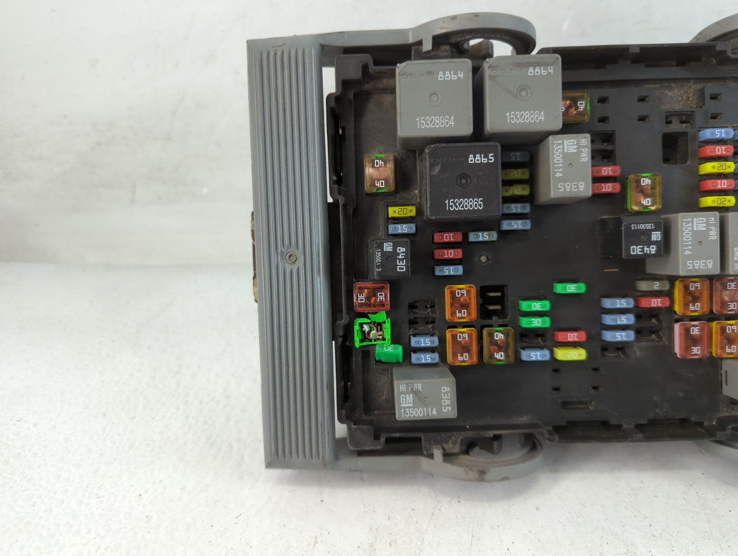 2010-2014 Cadillac Escalade Fusebox Fuse Box Panel Relay Module P/N:25941368-01 Fits Fits 2010 2011 2012 2013 2014 OEM Used Auto Parts - Oemusedautoparts1.com