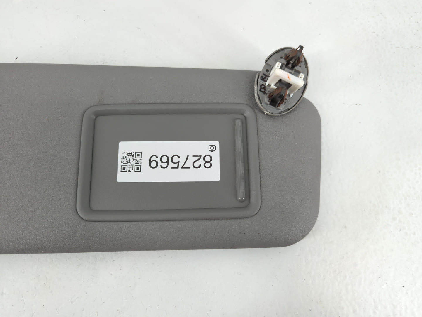 2006-2009 Toyota Rav4 Sun Visor Shade Replacement Passenger Right Mirror Fits Fits 2006 2007 2008 2009 OEM Used Auto Parts - Oemusedautoparts1.com