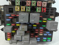 2003-2006 Cadillac Escalade Esv Fusebox Fuse Box Panel Relay Module P/N:15201930-02 Fits Fits 2003 2004 2005 2006 OEM Used Auto Parts - Oemusedautoparts1.com