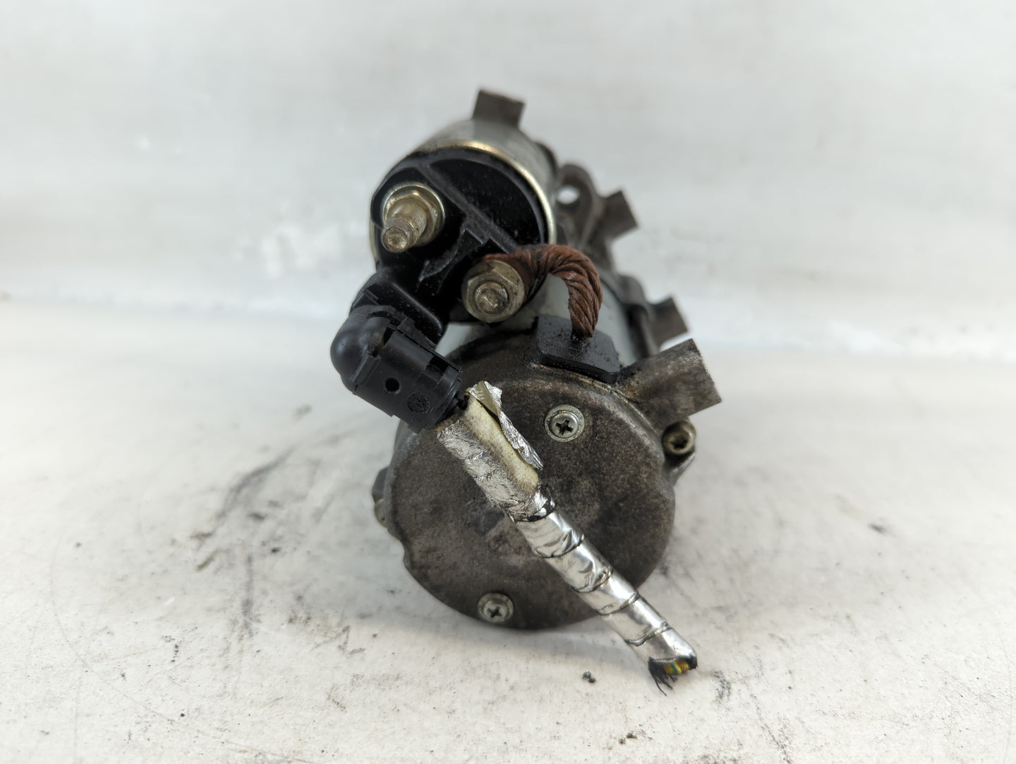 2017 Cadillac Xts Car Starter Motor Solenoid OEM P/N:TN438000-2140 Fits Fits 2016 2018 2019 2020 2021 2022 OEM Used Auto Parts - Oemusedautoparts1.com
