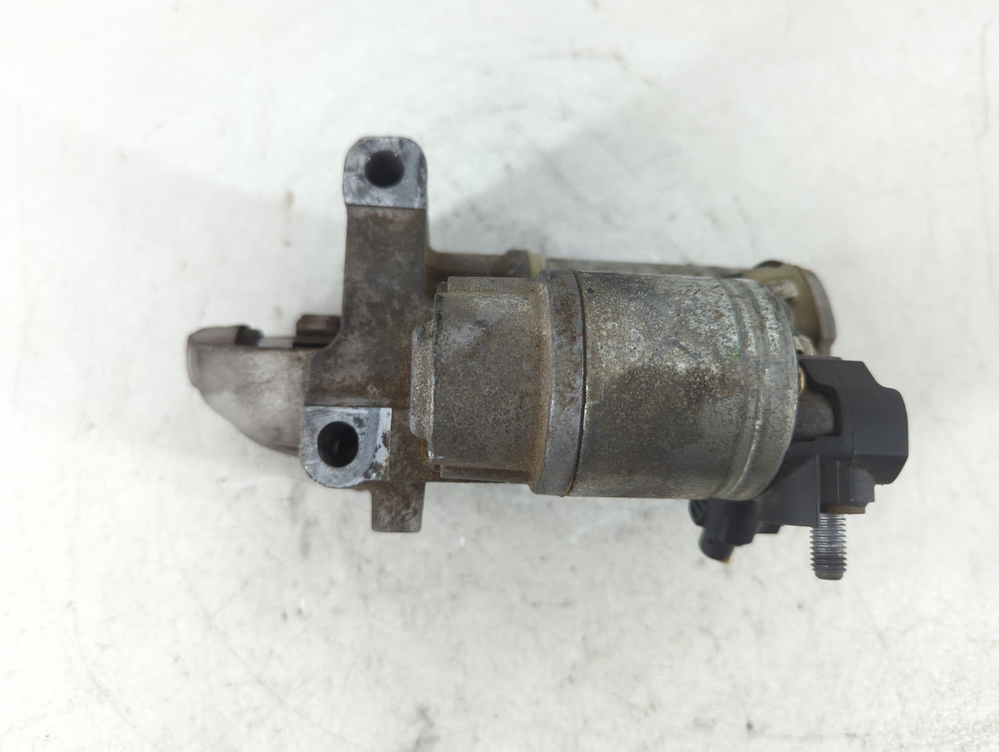 2014-2019 Chevrolet Silverado 1500 Car Starter Motor Solenoid OEM P/N:126957 Fits Fits 2014 2015 2016 2017 2018 2019 2020 OEM Used Auto Parts - Oemusedautoparts1.com