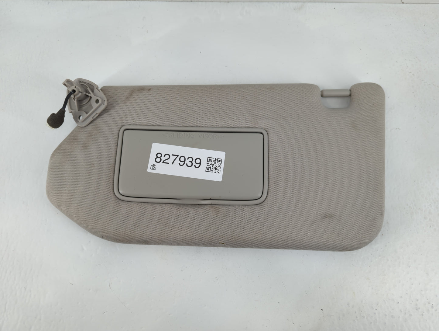 2019-2020 Infiniti Qx60 Sun Visor Shade Replacement Driver Left Mirror Fits Fits 2019 2020 OEM Used Auto Parts - Oemusedautoparts1.com