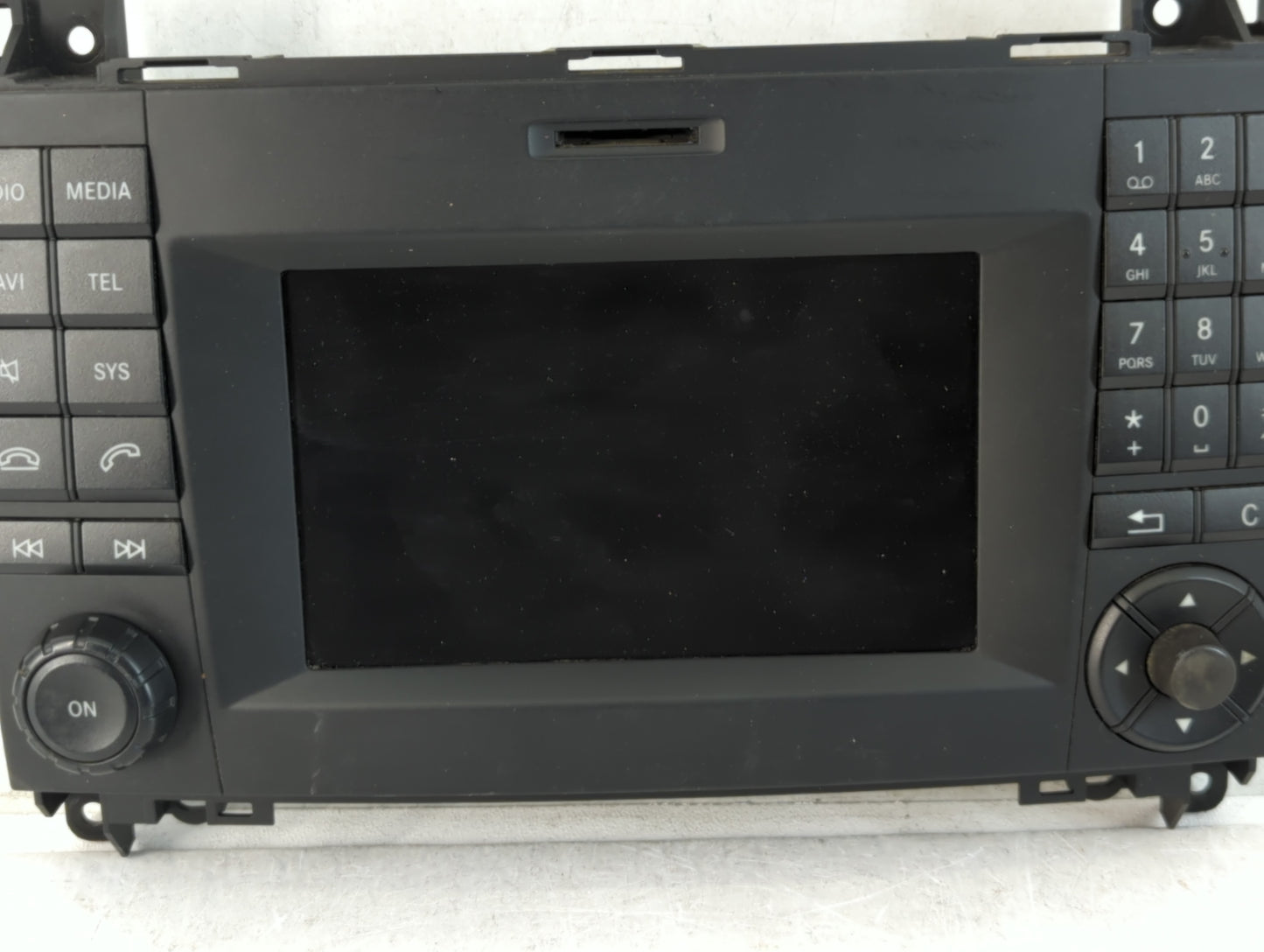 2016-2020 Mercedes-Benz Metris Radio AM FM Cd Player Receiver Replacement P/N:A 447 900 24 05 Fits Fits 2016 2017 2018 2019 2020 OEM Used Auto Parts - Oemusedautoparts1.com