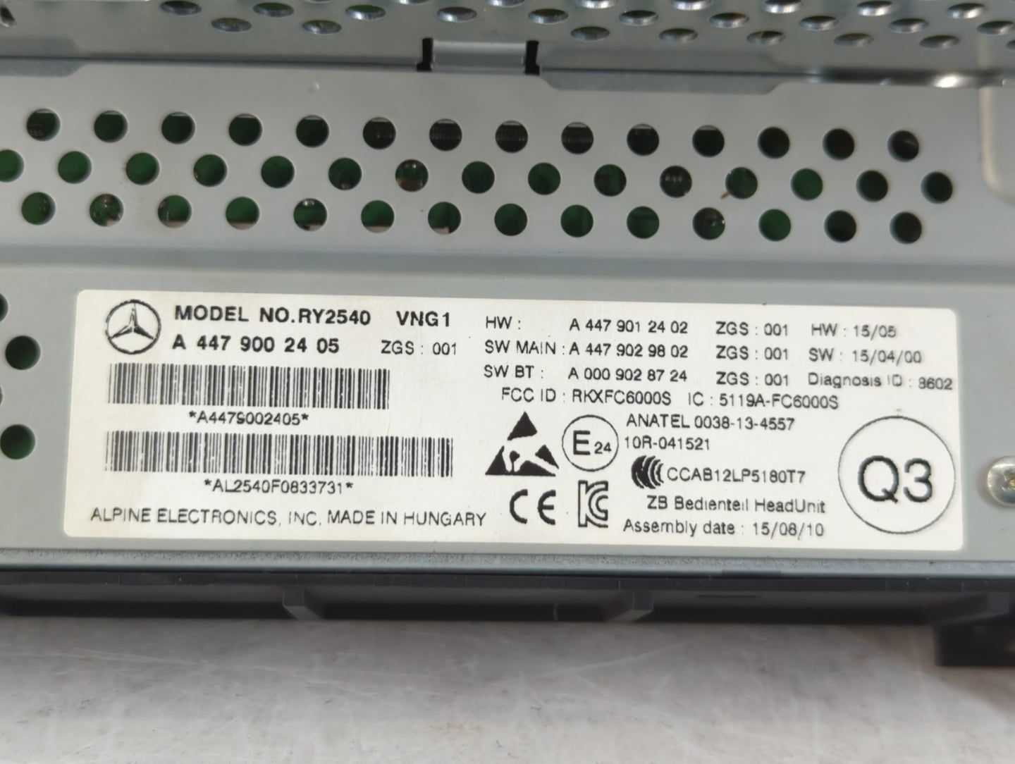 2016-2020 Mercedes-Benz Metris Radio AM FM Cd Player Receiver Replacement P/N:A 447 900 24 05 Fits Fits 2016 2017 2018 2019 2020 OEM Used Auto Parts - Oemusedautoparts1.com