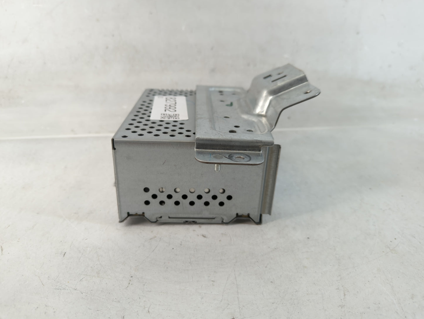 2018-2019 Ford Ecosport Radio AM FM Cd Player Receiver Replacement P/N:J2BT-19C107-ZL Fits Fits 2018 2019 OEM Used Auto Parts - Oemusedautoparts1.com