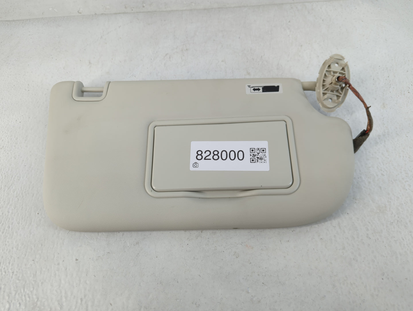 2013-2019 Ford Escape Sun Visor Shade Replacement Passenger Right Mirror Fits Fits 2013 2014 2015 2016 2017 2018 2019 OEM Used Auto Parts - Oemusedautoparts1.com
