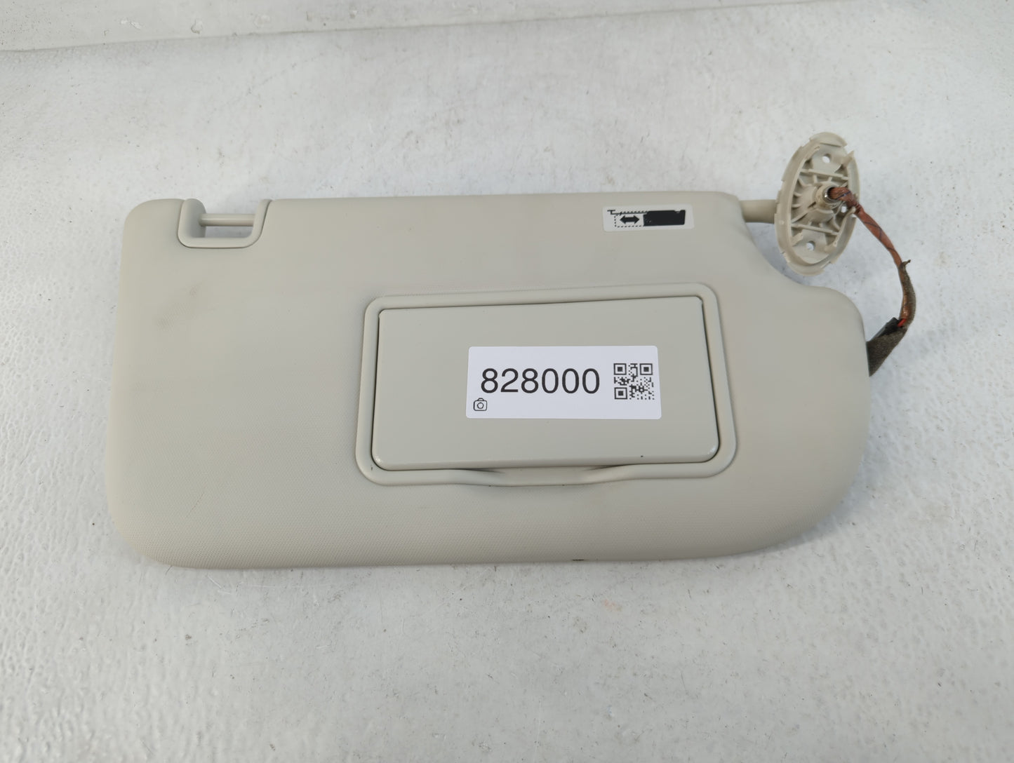2013-2019 Ford Escape Sun Visor Shade Replacement Passenger Right Mirror Fits Fits 2013 2014 2015 2016 2017 2018 2019 OEM Used Auto Parts - Oemusedautoparts1.com