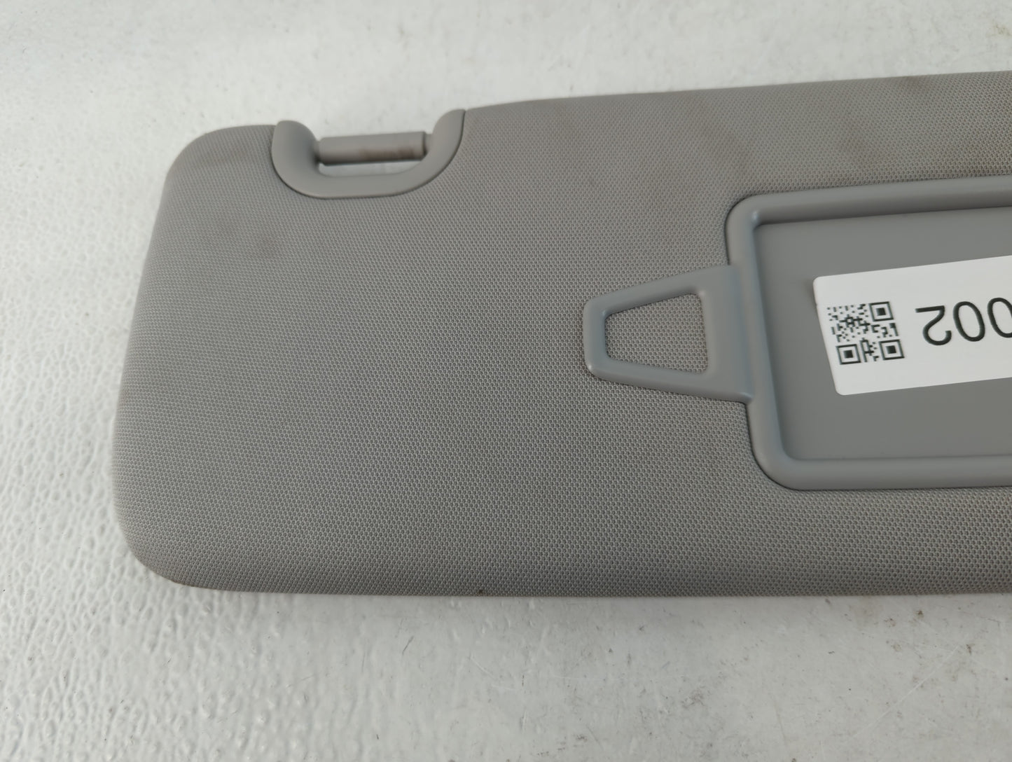 2013-2019 Hyundai Santa Fe Sun Visor Shade Replacement Passenger Right Mirror Fits Fits 2013 2014 2015 2016 2017 2018 2019 OEM Used Auto Parts - Oemusedautoparts1.com