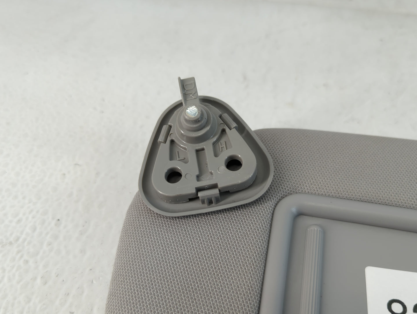 2013-2019 Hyundai Santa Fe Sun Visor Shade Replacement Driver Left Mirror Fits Fits 2013 2014 2015 2016 2017 2018 2019 OEM Used Auto Parts - Oemusedautoparts1.com