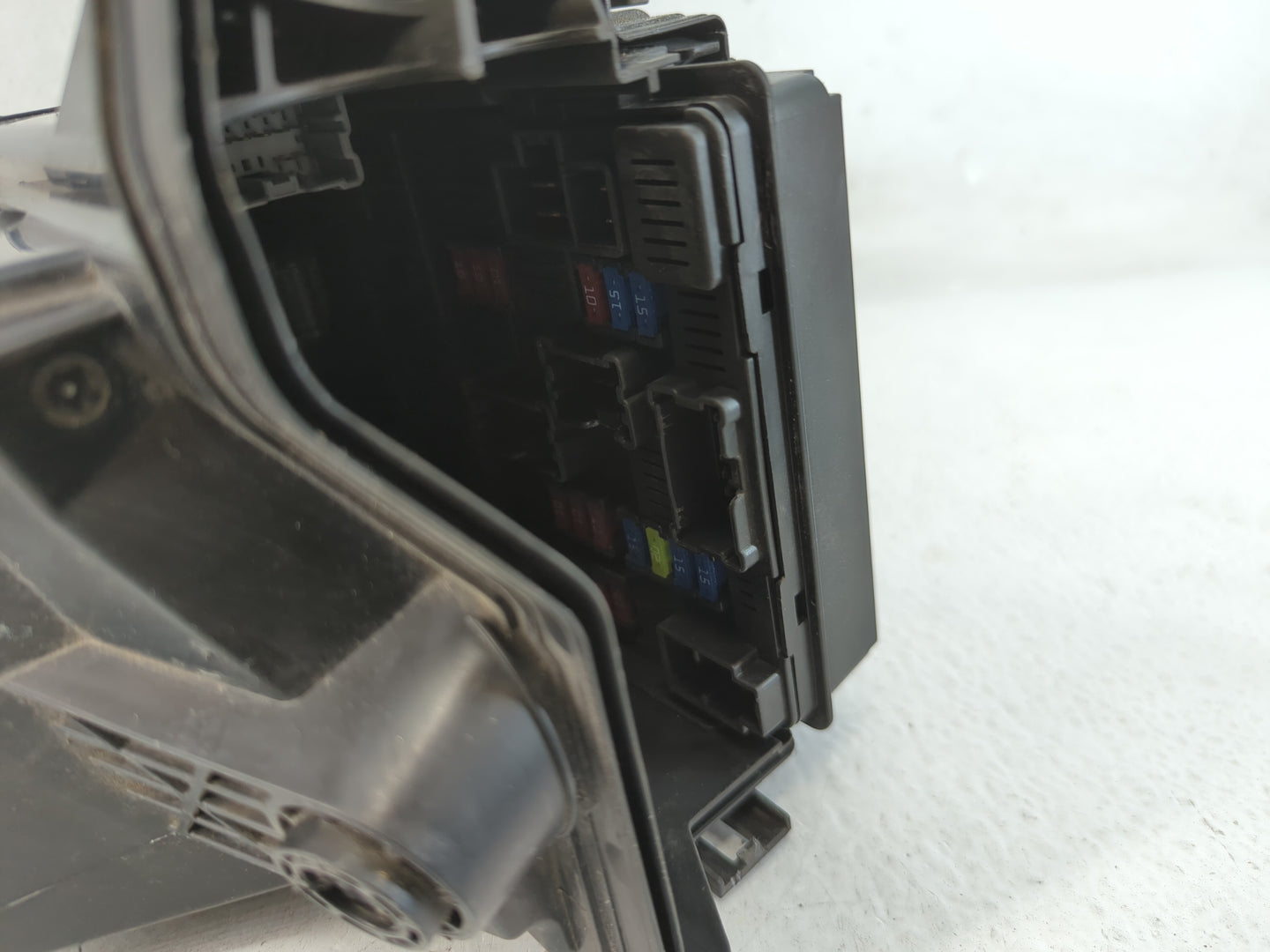 2013-2019 Nissan Versa Fusebox Fuse Box Panel Relay Module P/N:284B8 1HA0B Fits Fits 2013 2014 2015 2016 2017 2018 2019 OEM Used Auto Parts - Oemusedautoparts1.com