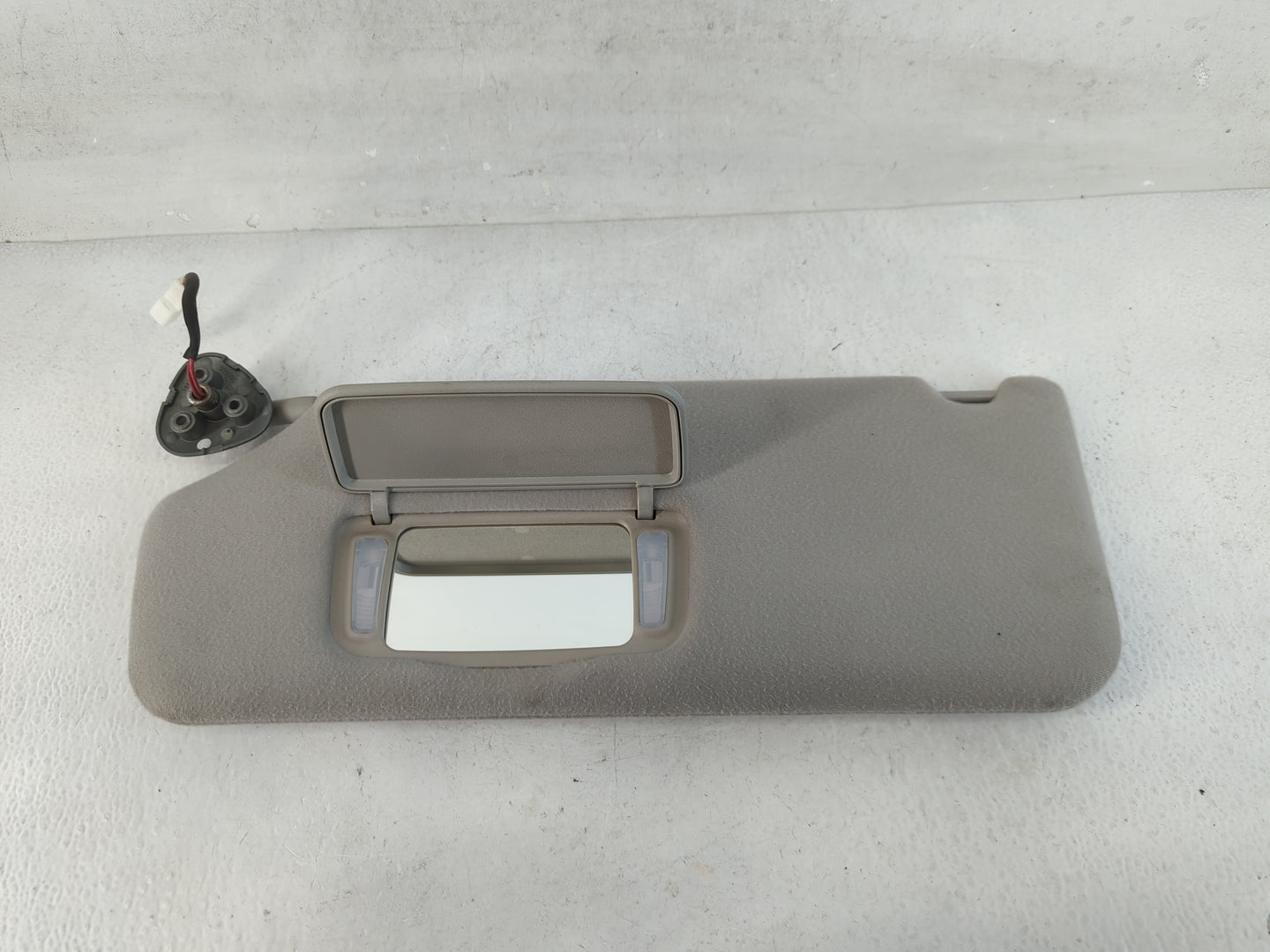 2011-2014 Toyota Sienna Sun Visor Shade Replacement Driver Left Mirror Fits Fits 2011 2012 2013 2014 OEM Used Auto Parts - Oemusedautoparts1.com