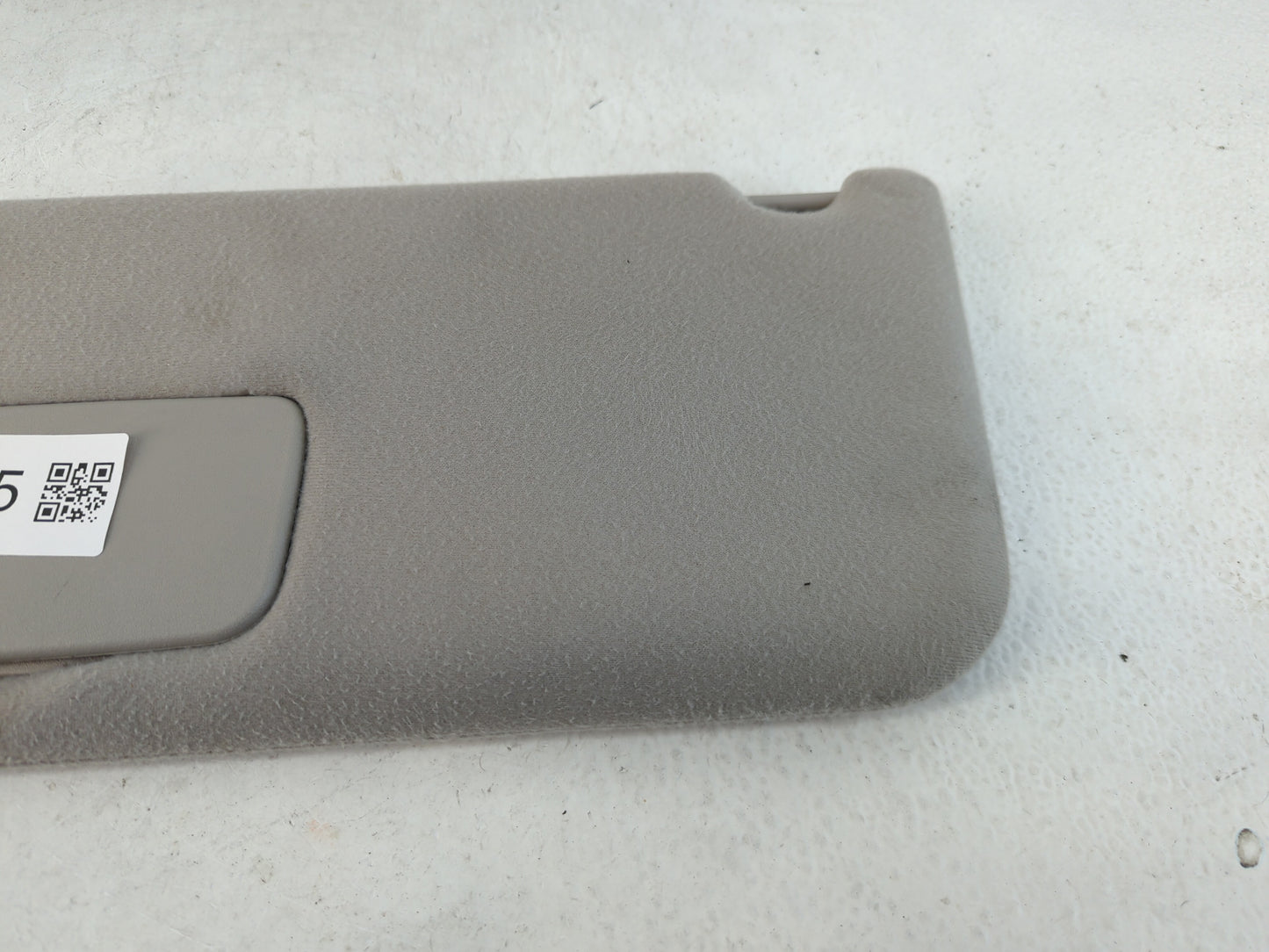 2011-2014 Toyota Sienna Sun Visor Shade Replacement Driver Left Mirror Fits Fits 2011 2012 2013 2014 OEM Used Auto Parts - Oemusedautoparts1.com