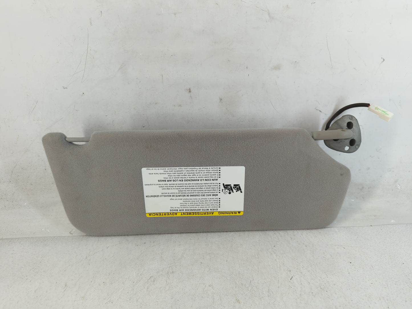 2011-2014 Toyota Sienna Sun Visor Shade Replacement Driver Left Mirror Fits Fits 2011 2012 2013 2014 OEM Used Auto Parts - Oemusedautoparts1.com