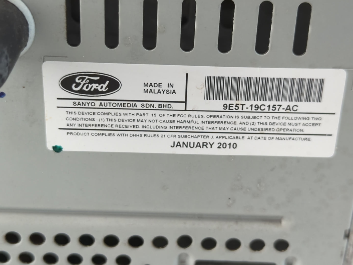 2010 Ford Fusion Radio AM FM Cd Player Receiver Replacement P/N:9E5T-19C157-AC Fits OEM Used Auto Parts - Oemusedautoparts1.com