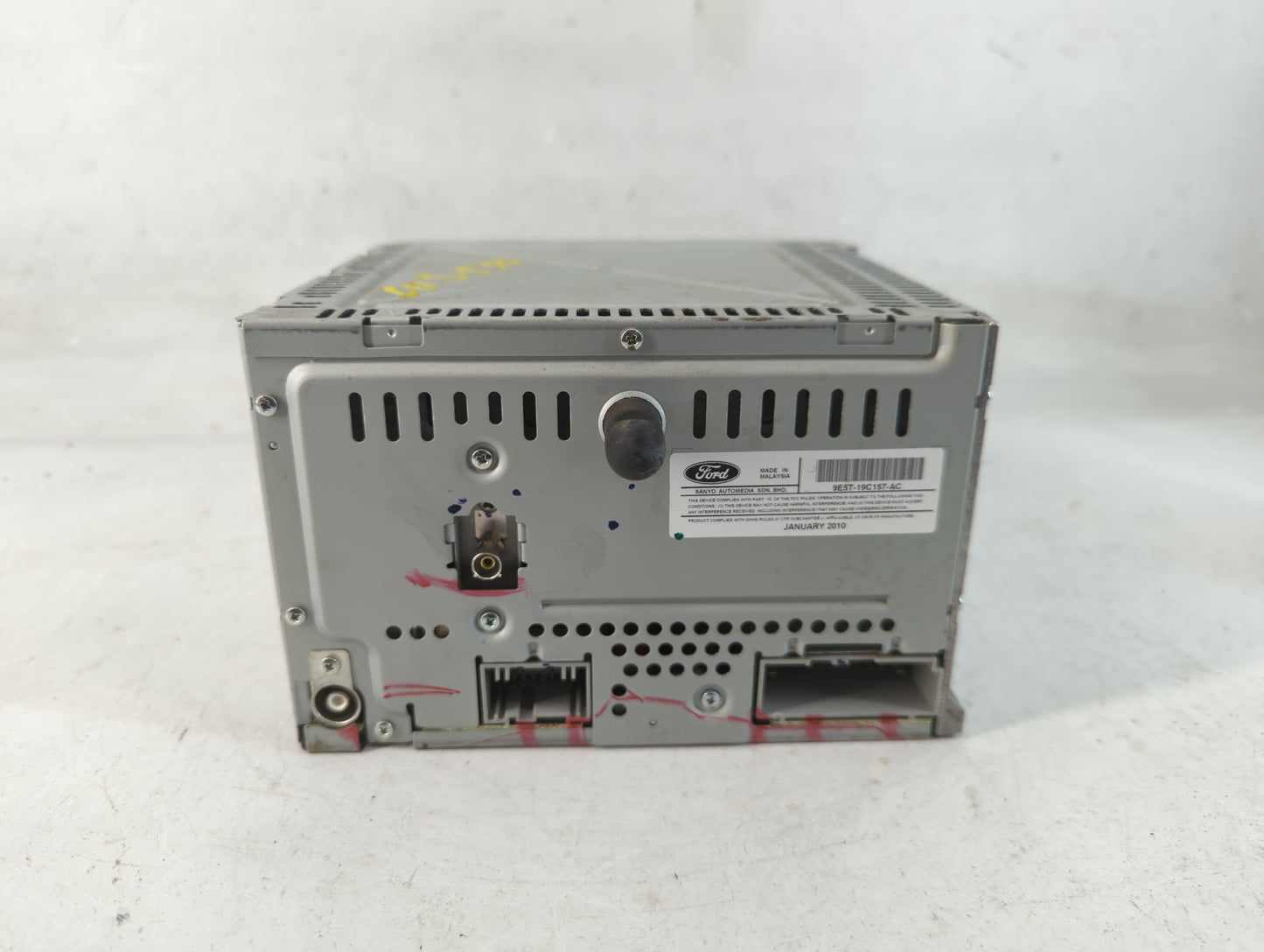 2010 Ford Fusion Radio AM FM Cd Player Receiver Replacement P/N:9E5T-19C157-AC Fits OEM Used Auto Parts - Oemusedautoparts1.com