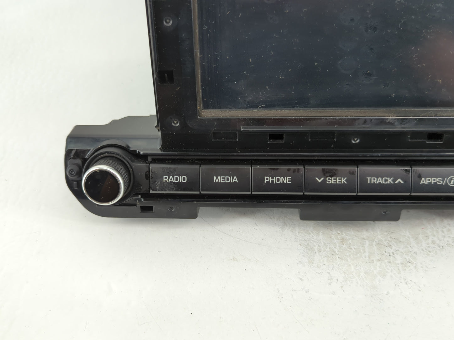 2017-2018 Hyundai Elantra Radio AM FM Cd Player Receiver Replacement P/N:96160-F2100UAT Fits Fits 2017 2018 OEM Used Auto Parts - Oemusedautoparts1.com