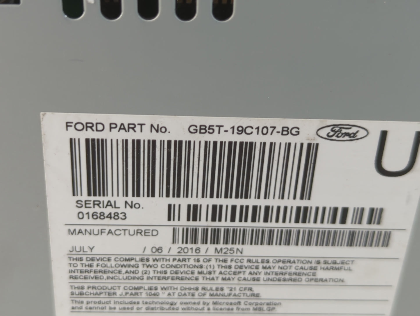 2016-2017 Ford Explorer Radio AM FM Cd Player Receiver Replacement P/N:GB5T-19C107-BG Fits Fits 2016 2017 OEM Used Auto Parts - Oemusedautoparts1.com