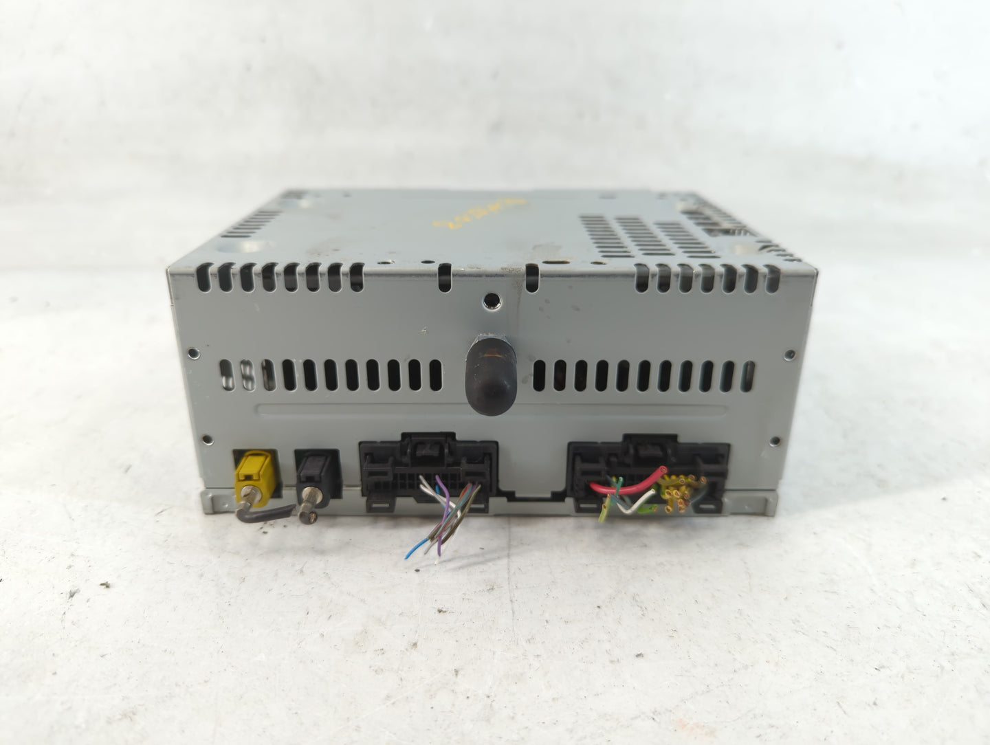 2016-2017 Ford Explorer Radio AM FM Cd Player Receiver Replacement P/N:GB5T-19C107-BG Fits Fits 2016 2017 OEM Used Auto Parts - Oemusedautoparts1.com