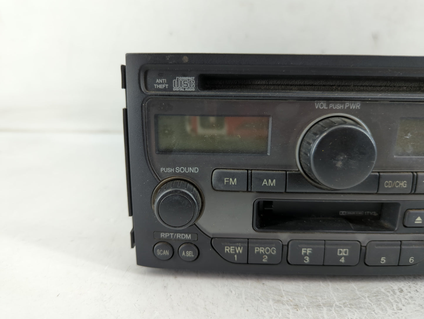 2003-2005 Honda Pilot Radio AM FM Cd Player Receiver Replacement P/N:39100-S9V-A120 Fits Fits 2003 2004 2005 OEM Used Auto Parts - Oemusedautoparts1.com