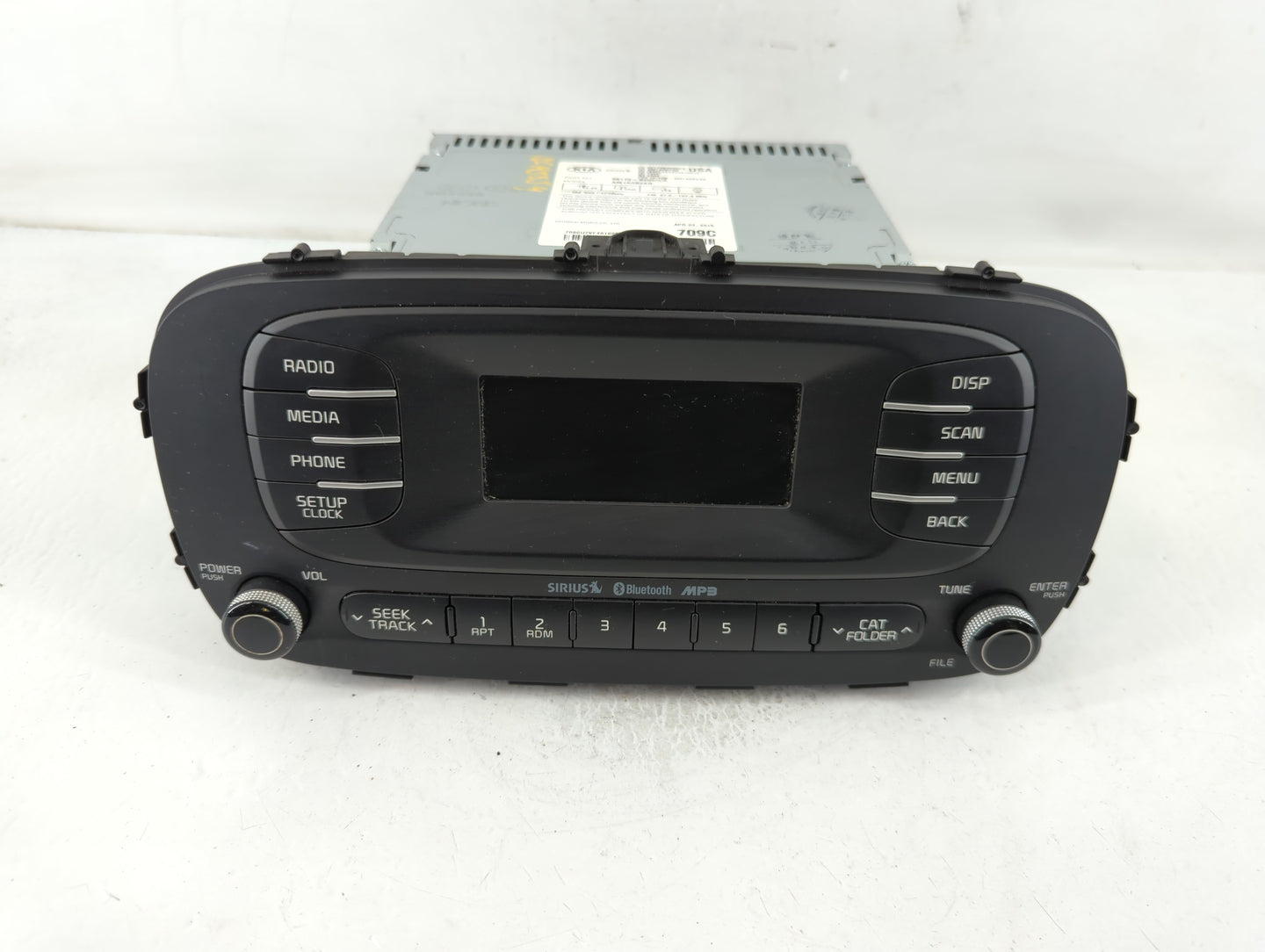 2014-2016 Kia Soul Radio AM FM Cd Player Receiver Replacement P/N:96170-B2090CA Fits Fits 2014 2015 2016 OEM Used Auto Parts - Oemusedautoparts1.com