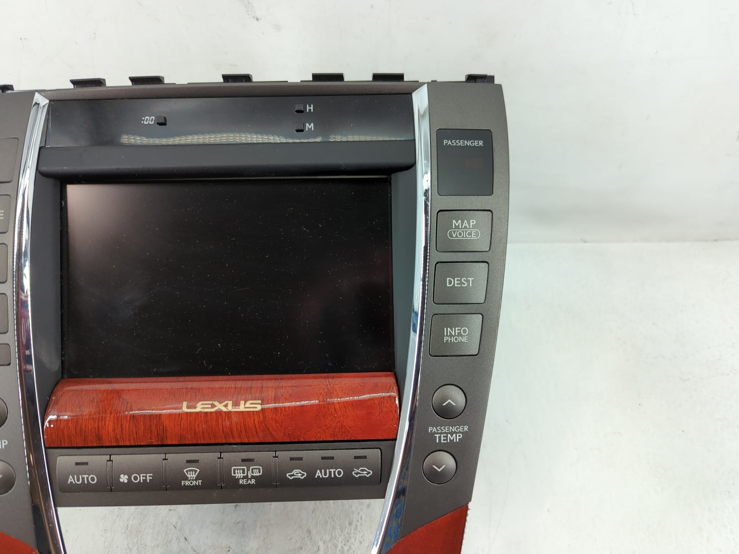 2000 Dodge Durango Radio AM FM Cd Player Receiver Replacement P/N:86431-33011 Fits OEM Used Auto Parts - Oemusedautoparts1.com
