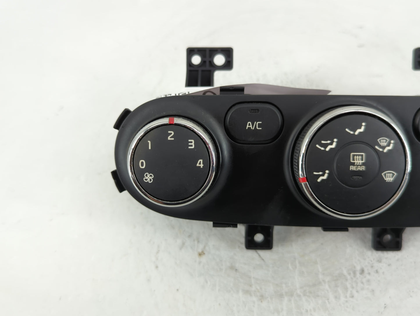2014-2016 Kia Forte Climate Control Module Temperature AC/Heater Replacement P/N:97250-A7250 Fits Fits 2014 2015 2016 OEM Used Auto Parts - Oemusedautoparts1.com
