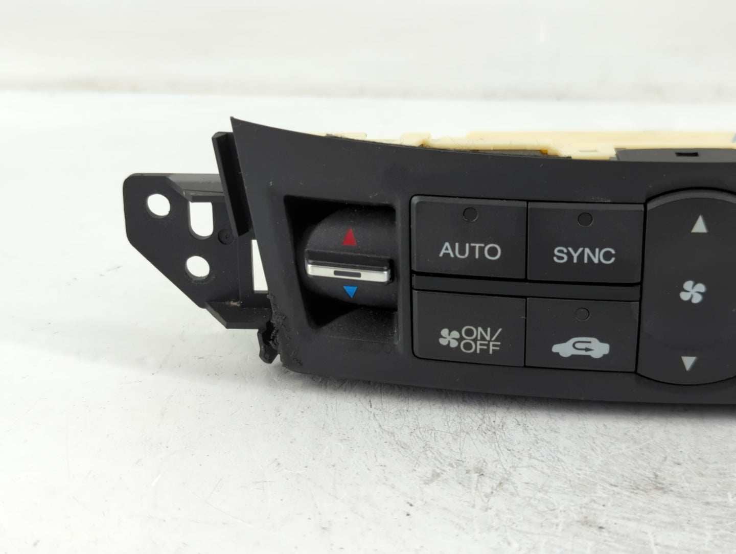 2011-2014 Acura Tsx Climate Control Module Temperature AC/Heater Replacement P/N:D08Y4 Fits Fits 2011 2012 2013 2014 OEM Used Auto Parts - Oemusedautoparts1.com