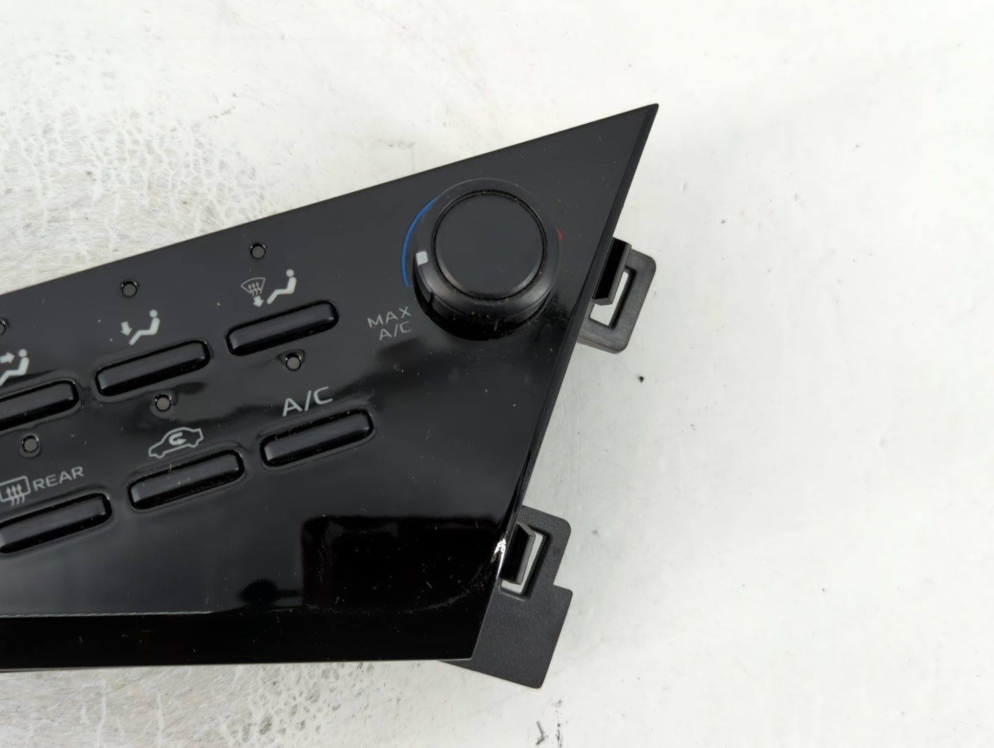 2018-2022 Toyota Camry Climate Control Module Temperature AC/Heater Replacement P/N:55900-06470 Fits Fits 2018 2019 2020 2021 2022 OEM Used Auto Parts - Oemusedautoparts1.com