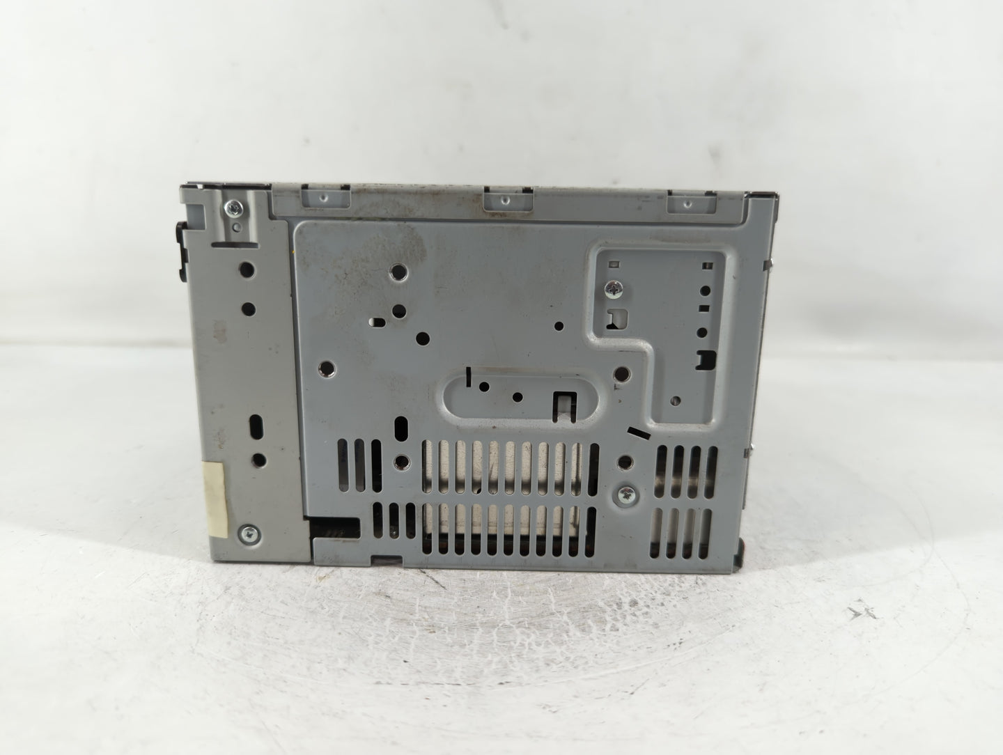 2011-2012 Ford Fusion Radio AM FM Cd Player Receiver Replacement P/N:BE5T-19C107-BA Fits Fits 2011 2012 OEM Used Auto Parts - Oemusedautoparts1.com