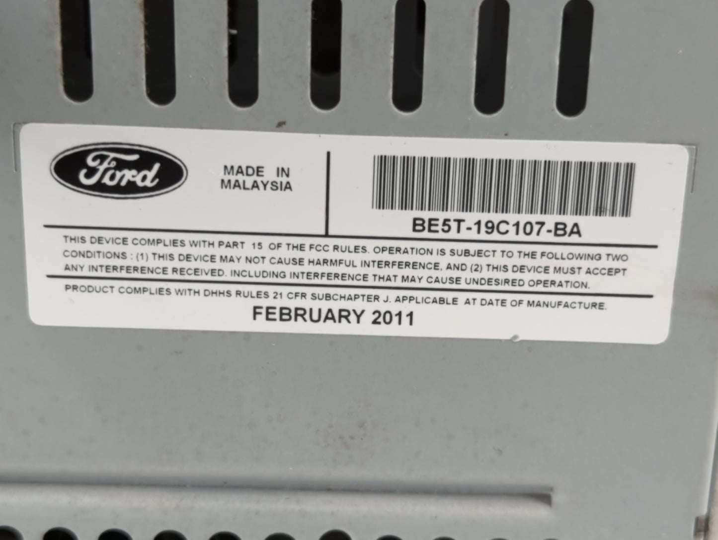 2011-2012 Ford Fusion Radio AM FM Cd Player Receiver Replacement P/N:BE5T-19C107-BA Fits Fits 2011 2012 OEM Used Auto Parts - Oemusedautoparts1.com