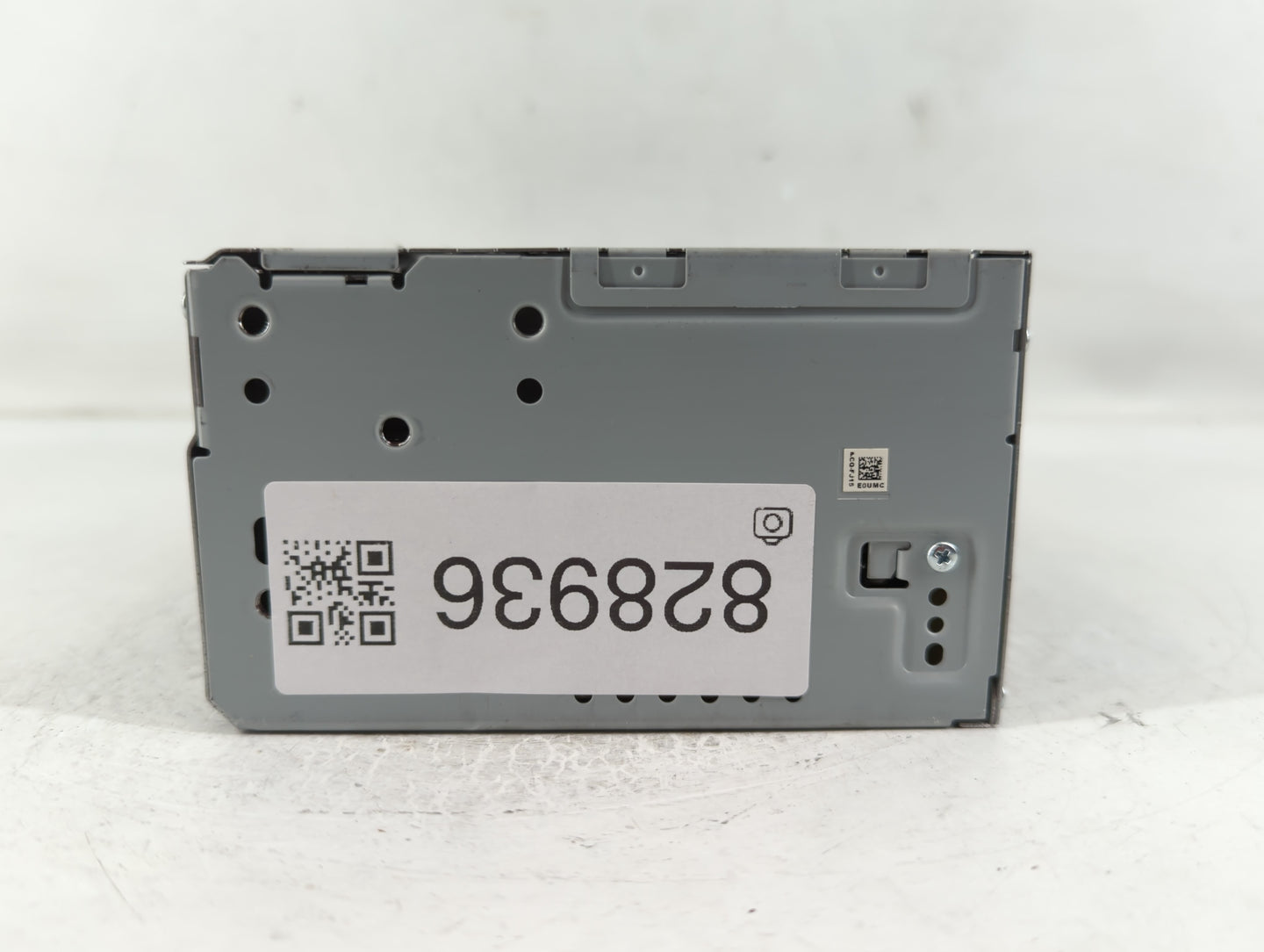 2017-2019 Lincoln Mkc Radio AM FM Cd Player Receiver Replacement P/N:133854 FCQFJ15E0C Fits Fits 2017 2018 2019 OEM Used Auto Parts - Oemusedautoparts1.com