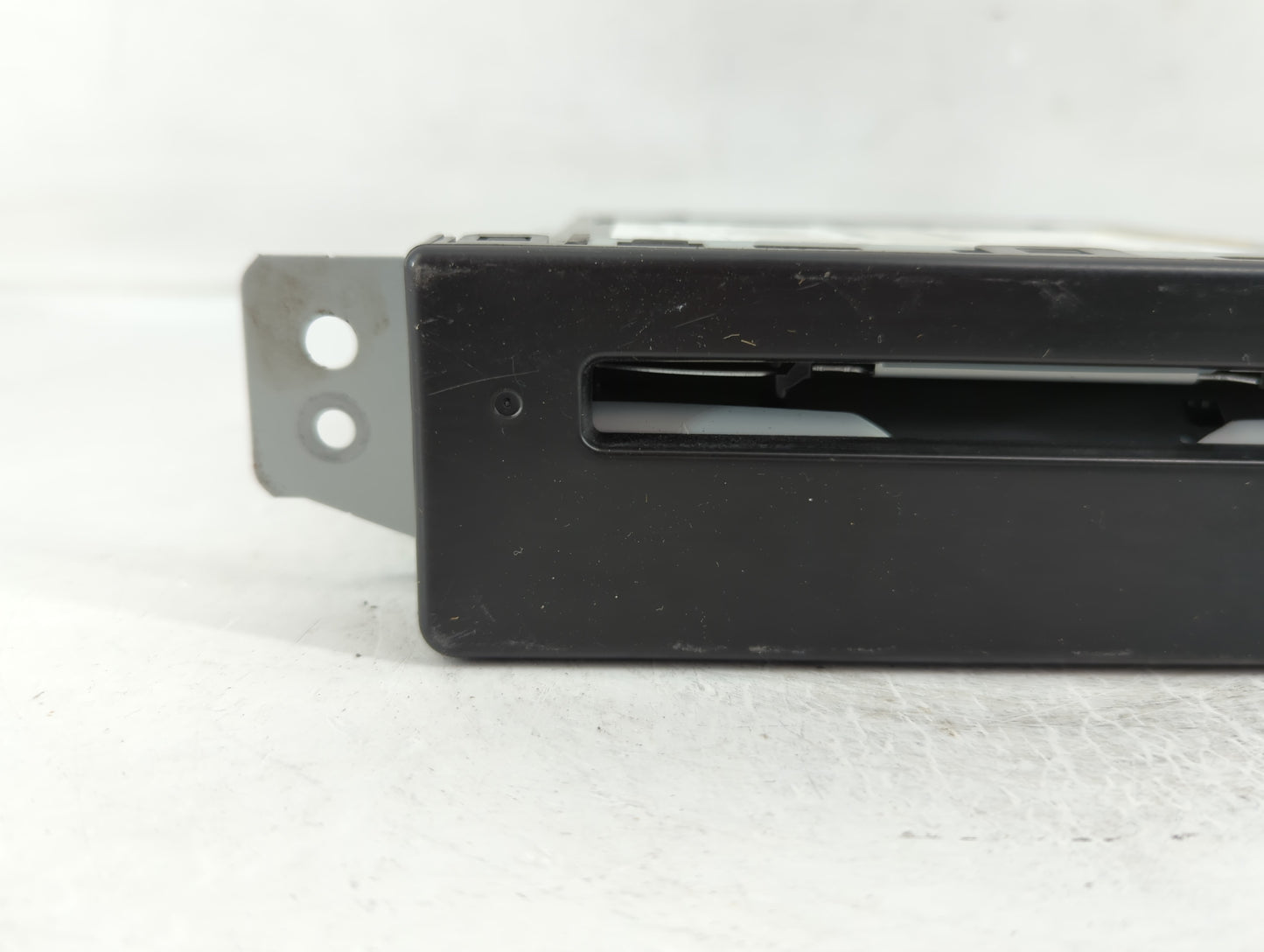 2015-2019 Chevrolet Silverado 1500 Radio AM FM Cd Player Receiver Replacement P/N:8401 6435 Fits OEM Used Auto Parts - Oemusedautoparts1.com
