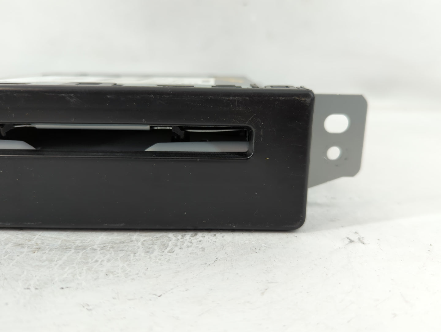 2015-2019 Chevrolet Silverado 1500 Radio AM FM Cd Player Receiver Replacement P/N:8401 6435 Fits OEM Used Auto Parts - Oemusedautoparts1.com